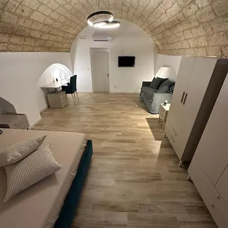 Mediterranean House 바리